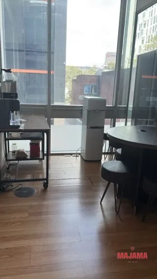 AMPLIA OFICINA AMUEBLADA EN RENTA ZONA 10, CODIGO 0_ORD4 — Oficina en Alquiler en Zona 10, Guatemala, Ciudad — miniatura 5 de 8