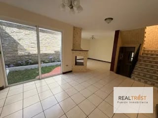 Casa en Venta km 18 CES a Sporta — Apartamento en Venta en km 16-20, Carretera a El Salvador, Guatemala, Ciudad — miniatura 1 de 16