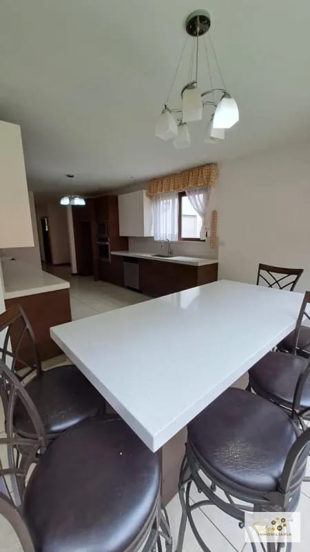 🏡 RENTA CASA EN CONDOMINIO PUERTA GRANDE,  Km.14.1  CAES. — Casa en Alquiler en Carretera a El Salvador, Guatemala, Ciudad — foto 13 de 15
