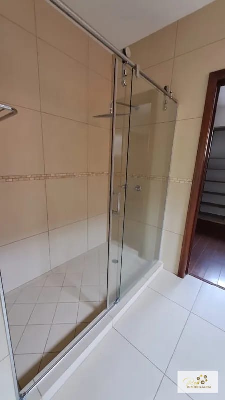 🏡 RENTA CASA EN CONDOMINIO PUERTA GRANDE, Km.14.1 CAES. — Casa en Alquiler en Carretera a El Salvador, Guatemala, Ciudad — foto 5 de 15