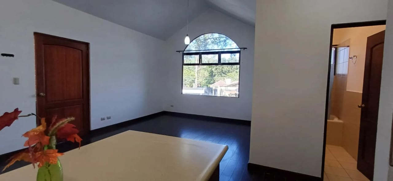 Apartamento en Renta en Carretera a El Salvador — Apartamento en Alquiler en Carretera a El Salvador, Guatemala, Ciudad — foto 17 de 17