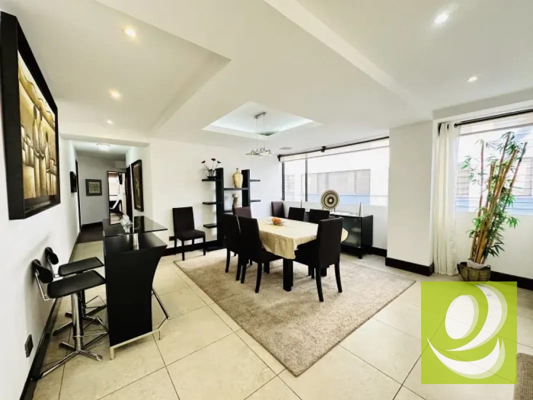 APARTAMENTO EN VENTA EN ACUEDUCTO ZONA 10. — Apartamento en Venta en Zona 10, Guatemala, Ciudad — foto 2 de 6
