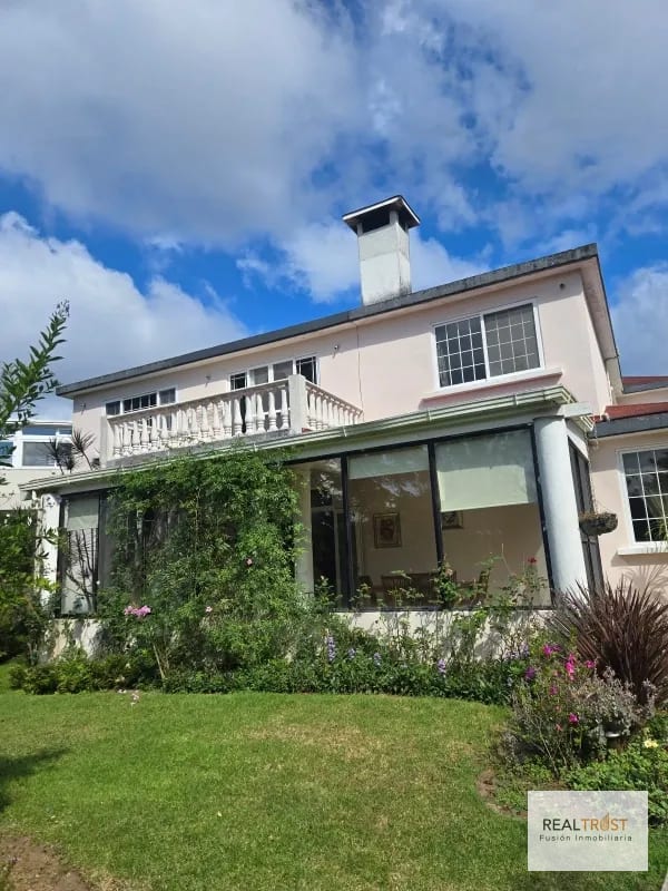 Preciosa casa en venta en San Antonio — Casa en Venta en San Antonio, Carretera a El Salvador, Guatemala, Ciudad — foto 7 de 17