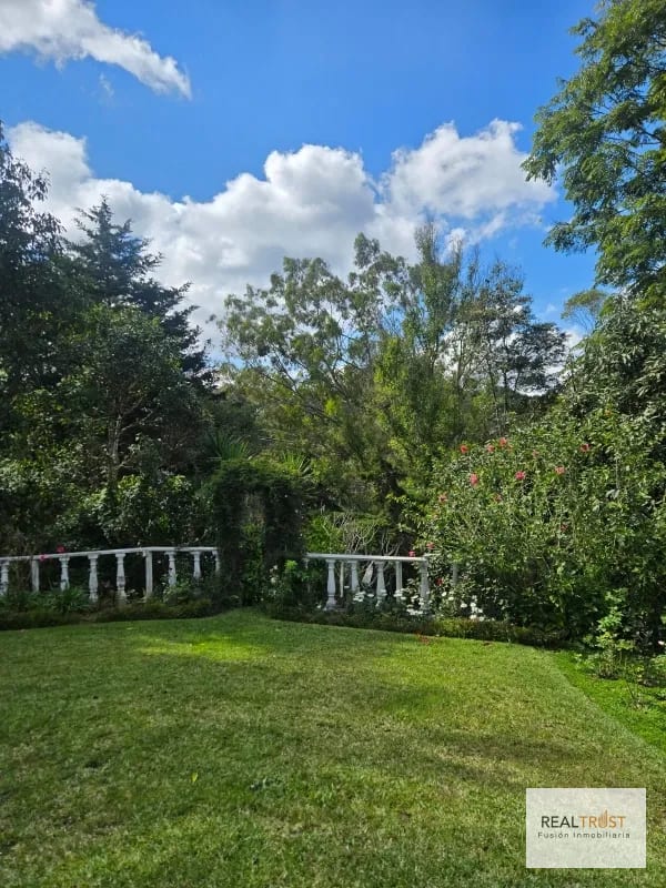 Preciosa casa en venta en San Antonio — Casa en Venta en San Antonio, Carretera a El Salvador, Guatemala, Ciudad — foto 5 de 17