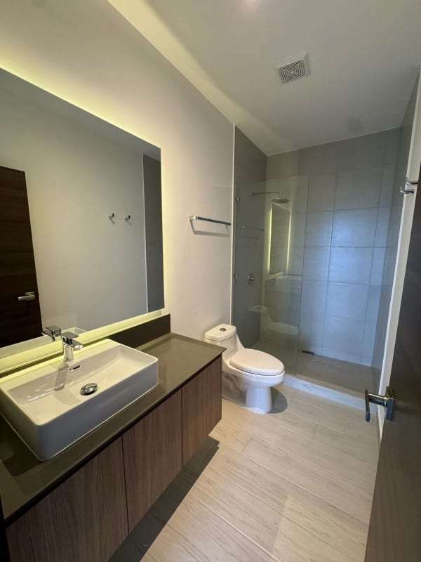 Alquiler de apartamento Spazio z 15 2 habitaciones +1 — Apartamento en Venta en Zona 15, Guatemala, Ciudad — foto 4 de 12