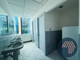 ALQUILER DE AMPLIA OFICINA 232.56MT2 - EUROPLAZA, ZONA 14 — Oficina en Alquiler en Europlaza, Zona 14, Guatemala, Ciudad — miniatura 7 de 17