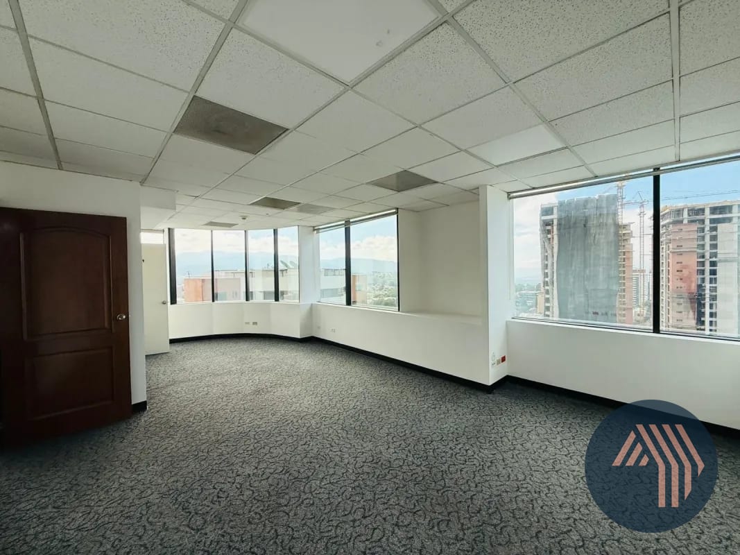 ALQUILER DE AMPLIA OFICINA 232.56MT2 - EUROPLAZA, ZONA 14 — Oficina en Alquiler en Europlaza, Zona 14, Guatemala, Ciudad — foto 16 de 17