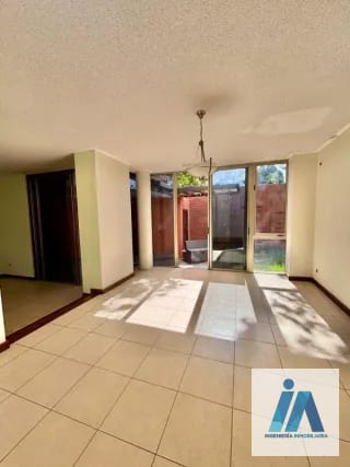 HERMOSA CASA EN VENTA – 📍Residencial Villas de Jacarandas de Cayalá, zona 16 — Casa en Venta en Zona 16, Guatemala, Ciudad — miniatura 5 de 13