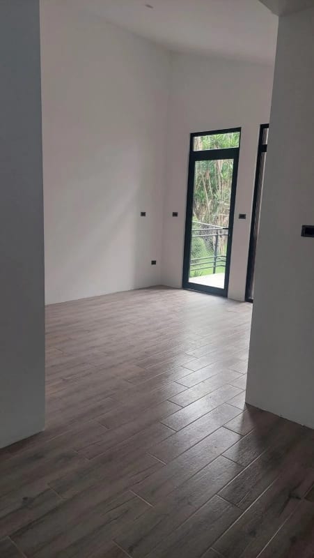 Moderna casa en venta, Condominio San Antonio, Km 17 Carretera a El Salvador — Casa en Venta en San Antonio, Carretera a El Salvador, Guatemala, Ciudad — foto 6 de 8