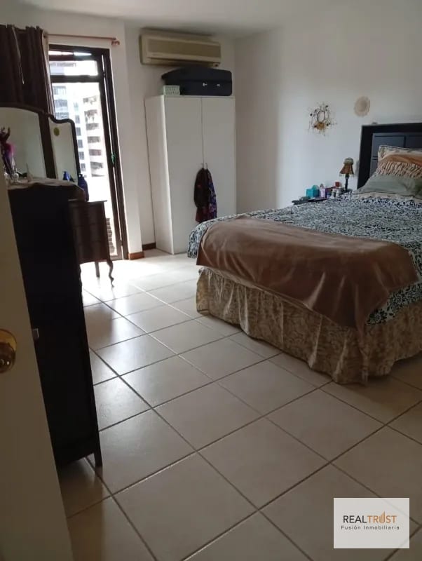 APARTAMENTO EN RENTA ZONA 10 — Apartamento en Alquiler en Zona 10, Guatemala, Ciudad — foto 2 de 16
