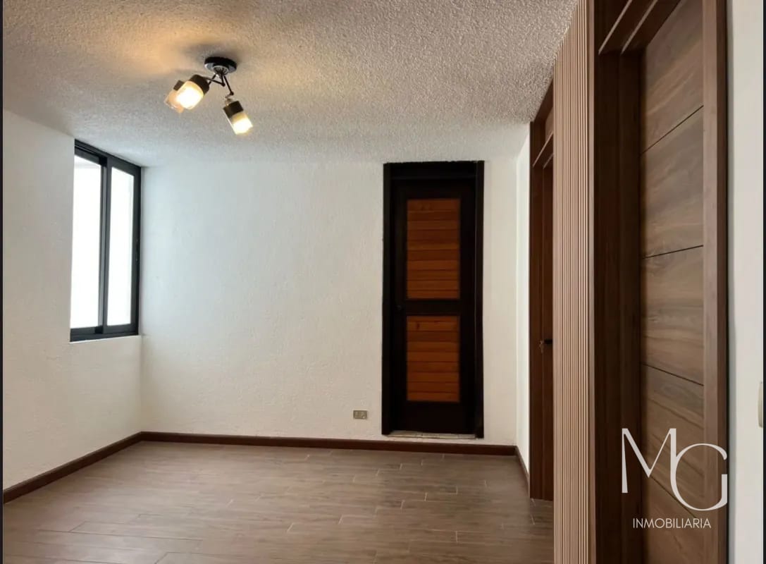 Casa en venta Condominio Zona 10 — Casa en Venta en Zona 10, Guatemala, Ciudad — foto 4 de 11