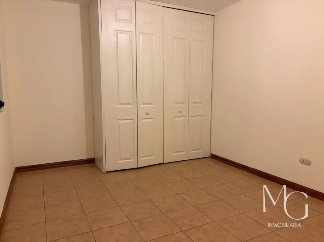 Casa en Venta San Cristóbal SAN MARINO — Casa en Venta en Zona 8 Mixco, Guatemala, Ciudad — foto 10 de 16