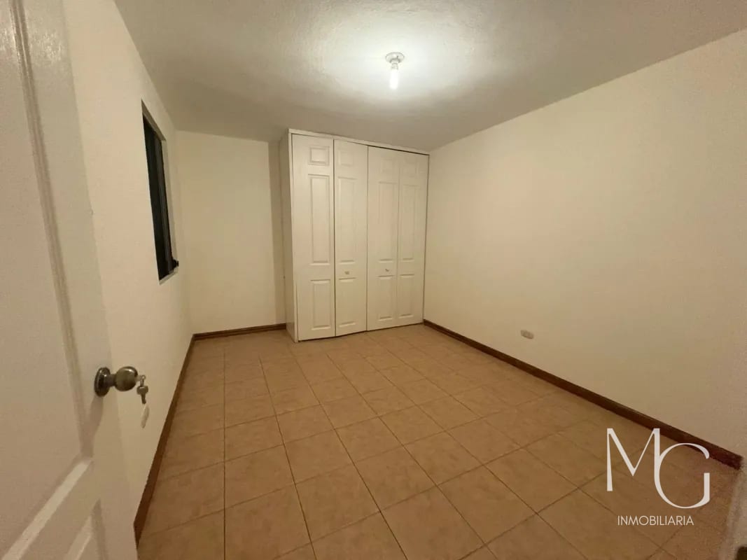Casa en Venta San Cristóbal SAN MARINO — Casa en Venta en Zona 8 Mixco, Guatemala, Ciudad — foto 2 de 16