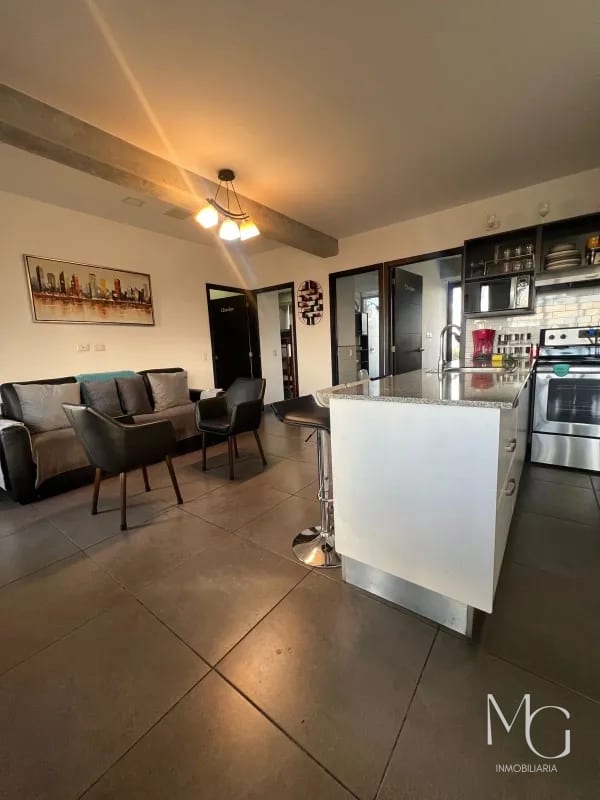 Apartamento en venta en zona 10, edificio Fabra — Apartamento en Venta en Fabra, Zona 10, Guatemala, Ciudad — foto 1 de 6