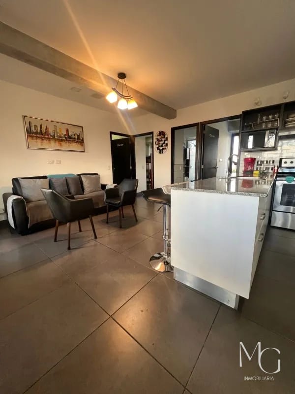 Apartamento en venta en zona 10, edificio Fabra — Apartamento en Venta en Fabra, Zona 10, Guatemala, Ciudad — foto 2 de 6