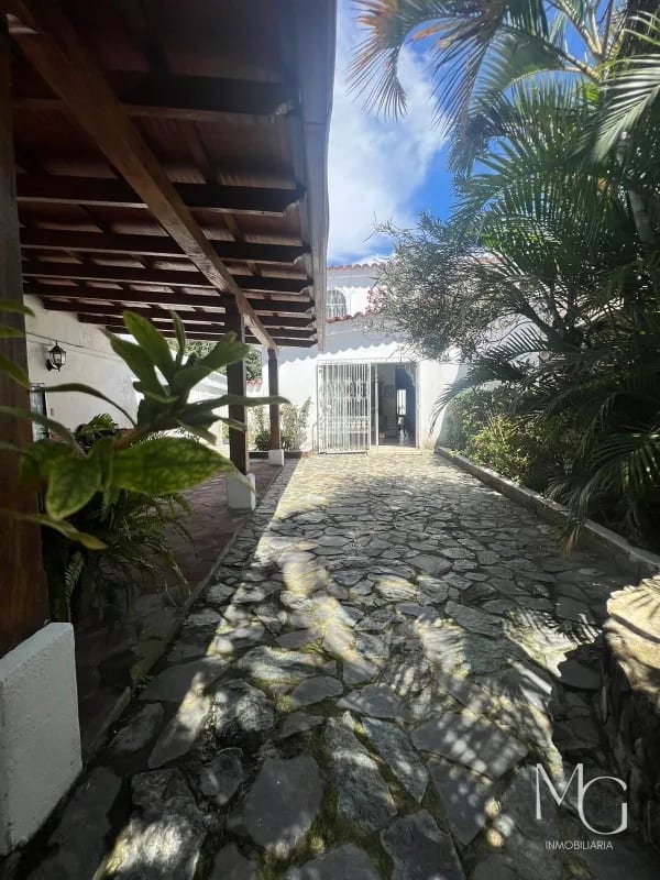 casa en venta a pocos metros de la Roosevelt — Casa en Venta en Zona 2 Mixco, Guatemala, Ciudad — foto 5 de 7