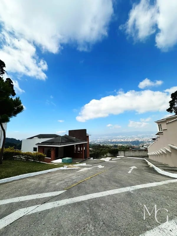 terreno en venta en Alto Valle, ingreso al socorro CAES km12.7 — Terreno en Venta en Carretera a El Salvador, Guatemala, Ciudad — foto 3 de 4