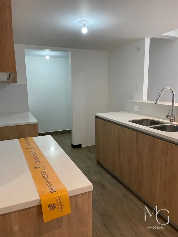 Venta Apartamento NARANJO — Apartamento en Venta en Zona 4 Mixco, Guatemala, Ciudad — foto 3 de 13