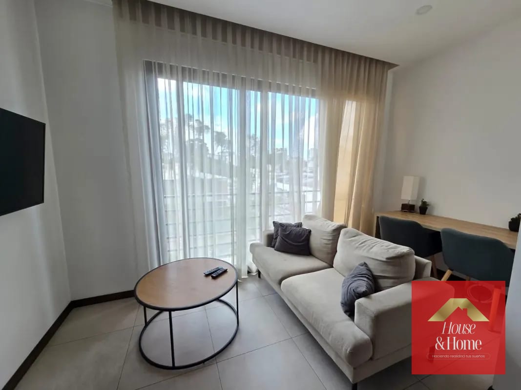 Apartamento en venta zona 10- 1 hab — Apartamento en Venta en Mira, Zona 10, Guatemala, Ciudad — foto 1 de 14