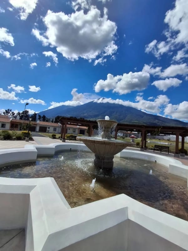 CASAS - en Venta  Las Mariposa san Miguel Dueñas, Sacatepequez — Casa en Venta en San Miguel Dueñas, Sacatepéquez — foto 10 de 11