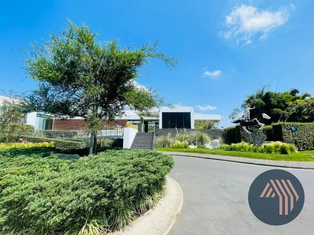 VENTA DE TERRENO RESIDENCIAL - EL PULTÉ, ZONA 16 — Terreno en Venta en El Pulté Ecuestre, Zona 16, Guatemala, Ciudad — foto 1 de 16