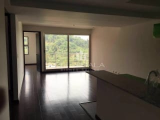 Apartamento en venta en zona 16, Edificio Nueva Caledonia — Apartamento en Venta en Caledonia, Zona 16, Guatemala, Ciudad — miniatura 4 de 5