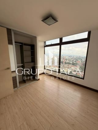 Apartamento en Venta en Zona 10, Edificio Veinti4 — Apartamento en Venta en Veinti4, Zona 10, Guatemala, Ciudad — miniatura 3 de 7