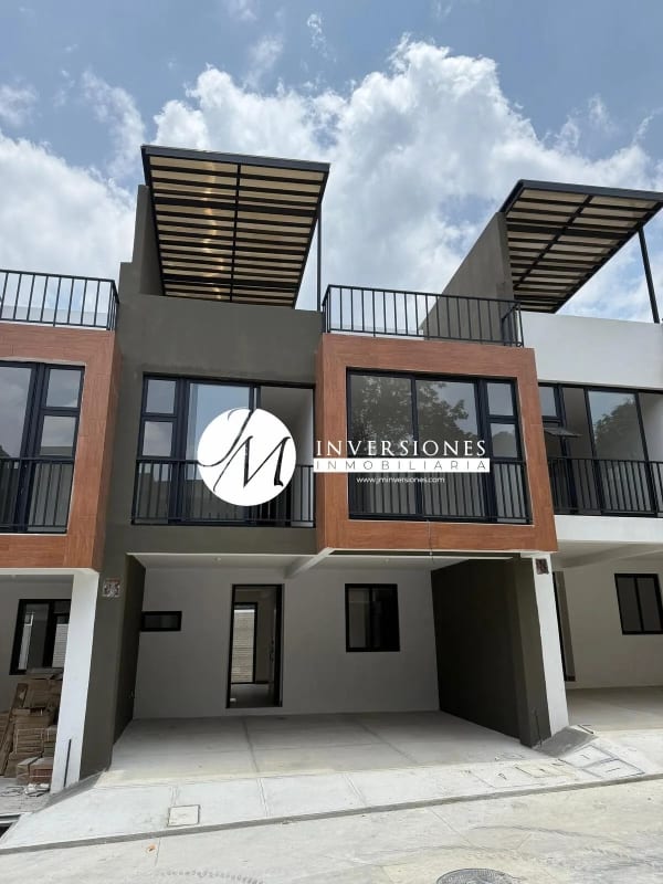 Casa en Venta zona 16 de 3 dormitorios — Casa en Venta en Zona 16, Guatemala, Ciudad — foto 2 de 13