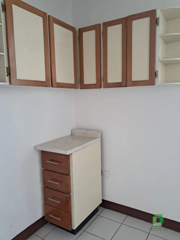 Casa Venta San Cristóbal — Casa en Venta en Zona 8 Mixco, Guatemala, Ciudad — foto 8 de 16