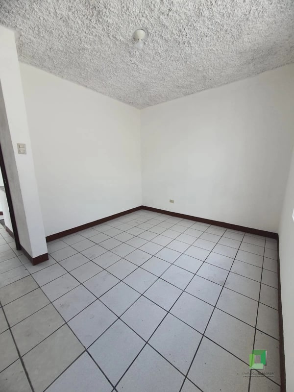 Casa Venta San Cristóbal — Casa en Venta en Zona 8 Mixco, Guatemala, Ciudad — foto 4 de 16