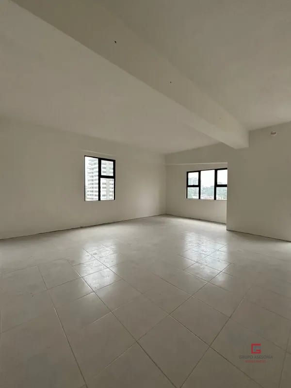 Amplia clínica/oficina en Prospere 14 — Clínica en Alquiler en Prospere 14, Zona 14, Guatemala, Ciudad — foto 1 de 7