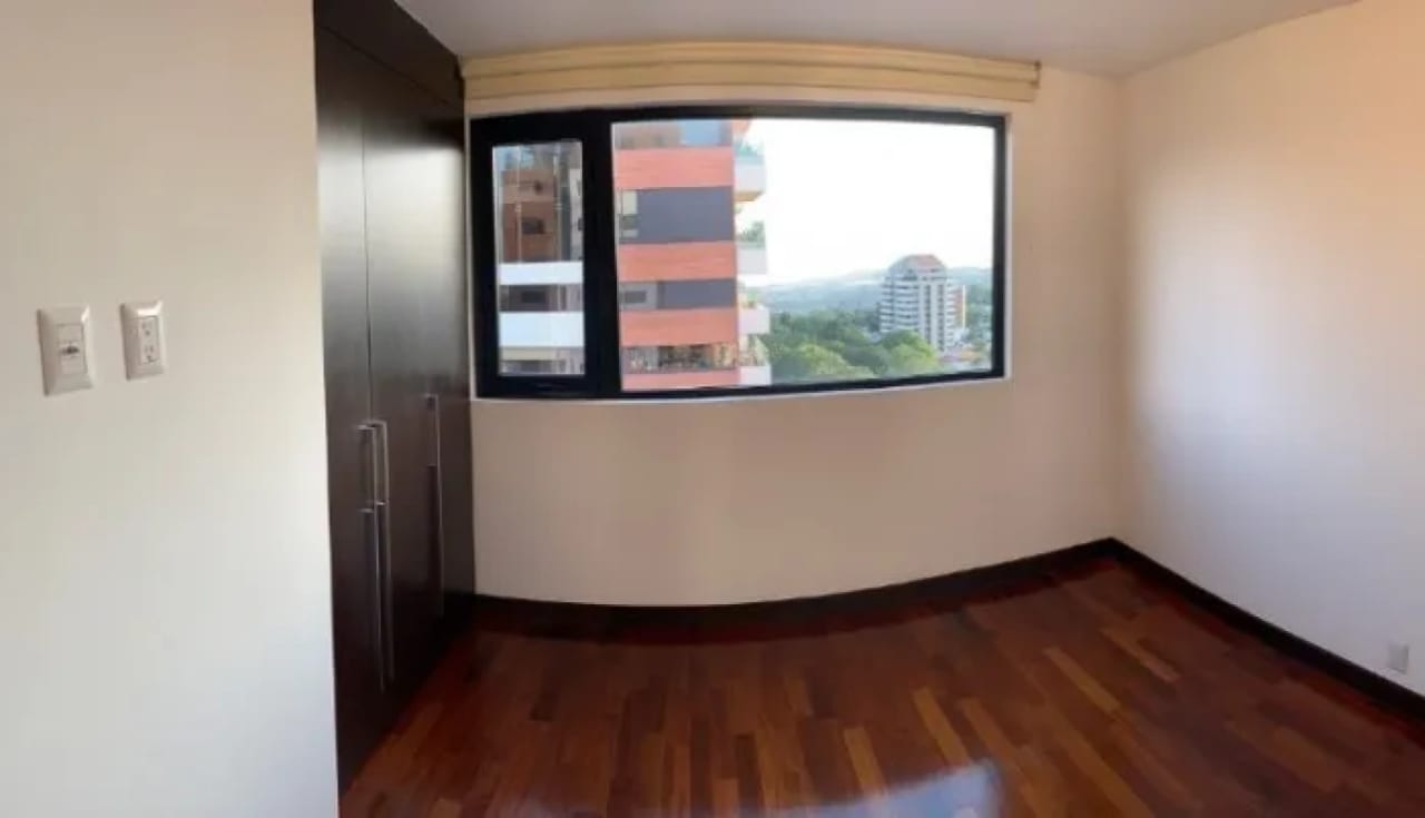 En venta apartamento de lujo en Zona 14 — Apartamento en Venta en Zona 14, Guatemala, Ciudad — foto 8 de 12