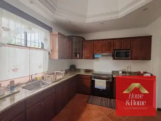 Renta de casa amueblada — Casa en Alquiler en San Lucas Sacatepéquez, Sacatepéquez — miniatura 12 de 15