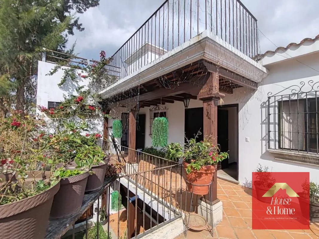 Renta de casa amueblada — Casa en Alquiler en San Lucas Sacatepéquez, Sacatepéquez — foto 2 de 15