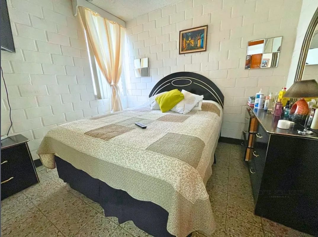 CASA EN VENTA EN ZONA 18 DE UN NIVEL CONDOMINIO LOS OLIVOS — Casa en Venta en los olivos, Zona 18, Guatemala, Ciudad — foto 3 de 5