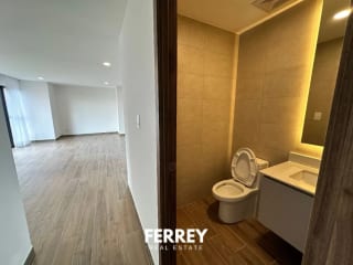 parque 14, amplio con cuarto de servicio — Apartamento en Alquiler en Parque 14, Zona 14, Guatemala, Ciudad — miniatura 13 de 15