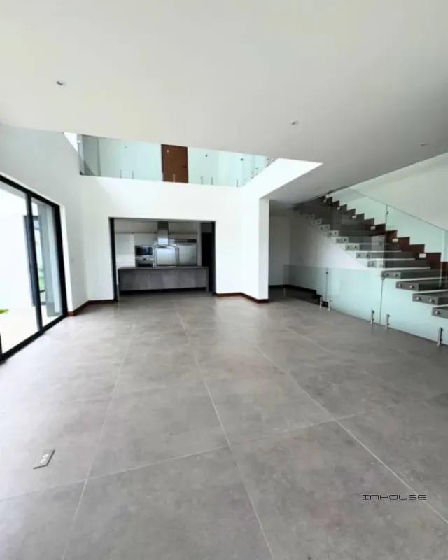 CASA EN VENTA EN ZONA 16, EL PULTE ECUESTRE — Casa en Venta en Zona 16, Guatemala, Ciudad — foto 4 de 11