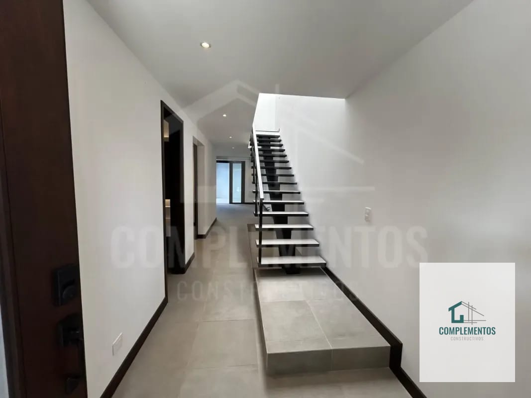 Molié, Casa en Renta Zona 10 — Casa en Alquiler en Zona 10, Guatemala, Ciudad — foto 6 de 12