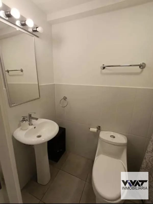 APARTAMENTO EN RENTA EN EDIFICIO MODRA ZONA 4 — Apartamento en Alquiler en Modra, Zona 4, Guatemala, Ciudad — foto 7 de 9