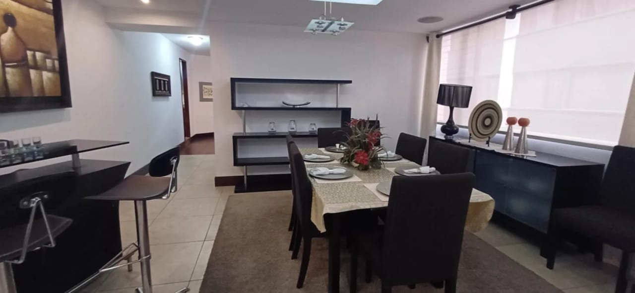 Apartamento amueblado en renta o venta en zona 10 - Miniatura 16