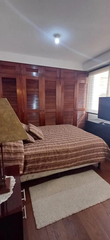 Apartamento amueblado en renta o venta en zona 10 - Image 3