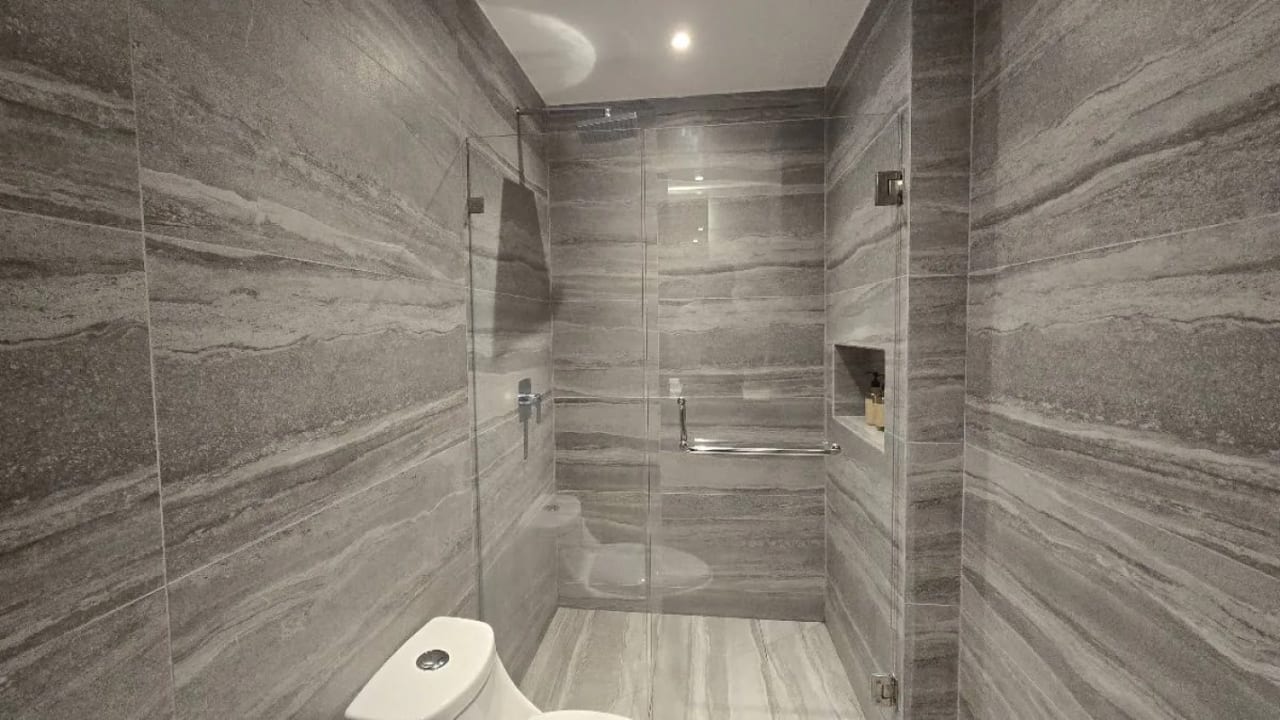 Apartamento amueblado en venta - Naridia, Zona 14 — Apartamento en Venta en Naridia, Zona 14, Guatemala, Ciudad — foto 13 de 17