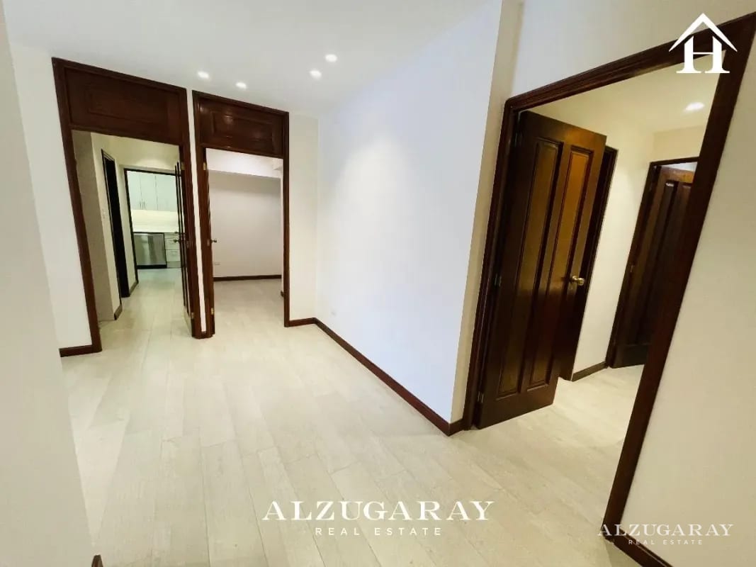 APTO. SEMIAMUEBLADO 2 HAB. / EDIFICIO Z. 14 — Apartamento en Alquiler en Zona 14, Guatemala, Ciudad — foto 5 de 13