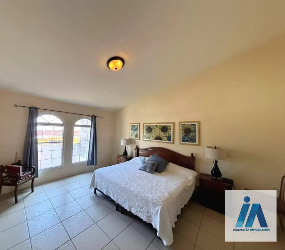 CASA EN VENTA – 📍Condominio Orquídeas, San Cristóbal sector A1, Zona 8 de Mixco — Casa en Venta en Zona 8 Mixco, Guatemala, Ciudad — foto 5 de 12