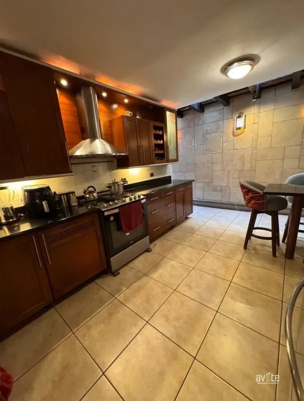 Bosques de Linda Villa, zona 7, casa en venta   Q2,950,000 más impuestos negociables — Casa en Venta en Zona 7, Guatemala, Ciudad — foto 9 de 11