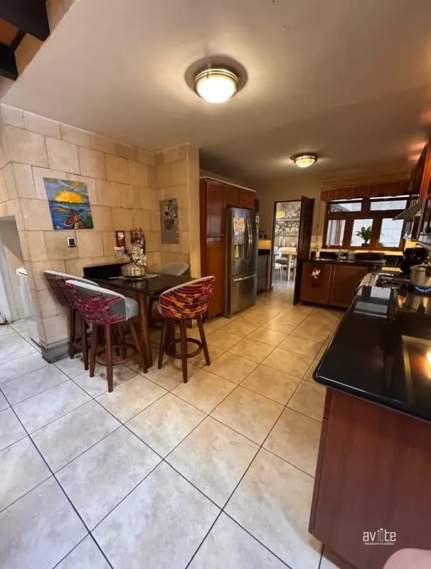 Bosques de Linda Villa, zona 7, casa en venta   Q2,950,000 más impuestos negociables — Casa en Venta en Zona 7, Guatemala, Ciudad — foto 8 de 11
