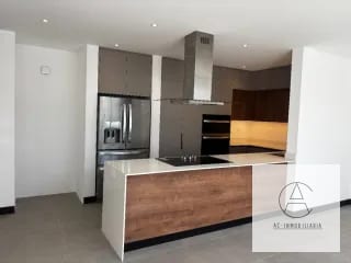 Casa en renta en Molie, zona 10 — Casa en Alquiler en Zona 10, Guatemala, Ciudad — miniatura 11 de 16