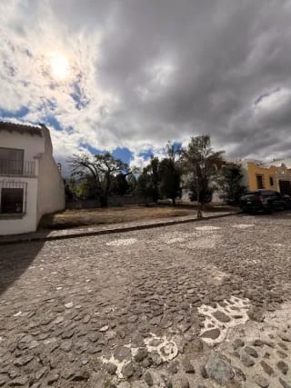 terreno en Hacienda del Comendador — Terreno en Venta en Antigua, Sacatepéquez — miniatura 2 de 6