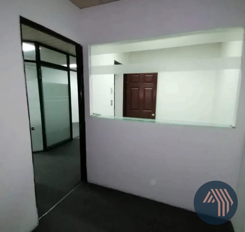 ALQUILER DE OFICINA TABICADA 154MT2 - MURANO CENTER, ZONA 10 — Oficina en Alquiler en Murano Center, Zona 10, Guatemala, Ciudad — foto 1 de 6