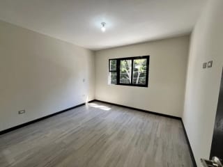 Casa en venta 4 habitaciones en Hacienda Real zona 16 — Casa en Venta en Hacienda Real, Zona 16, Guatemala, Ciudad — miniatura 9 de 14